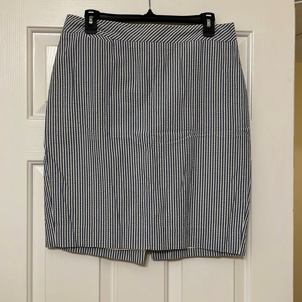 J. Crew Factory Blue Seersucker Striped Pencil Skirt Size 8